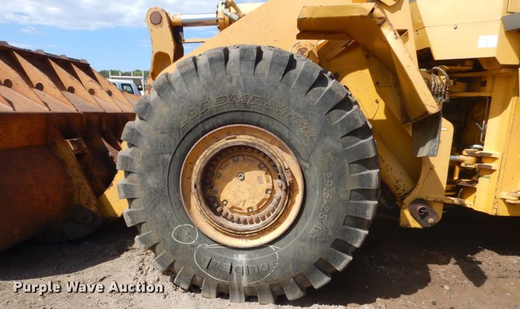 image for item GA9037 1997 Komatsu WA500-1LE  wheel loader