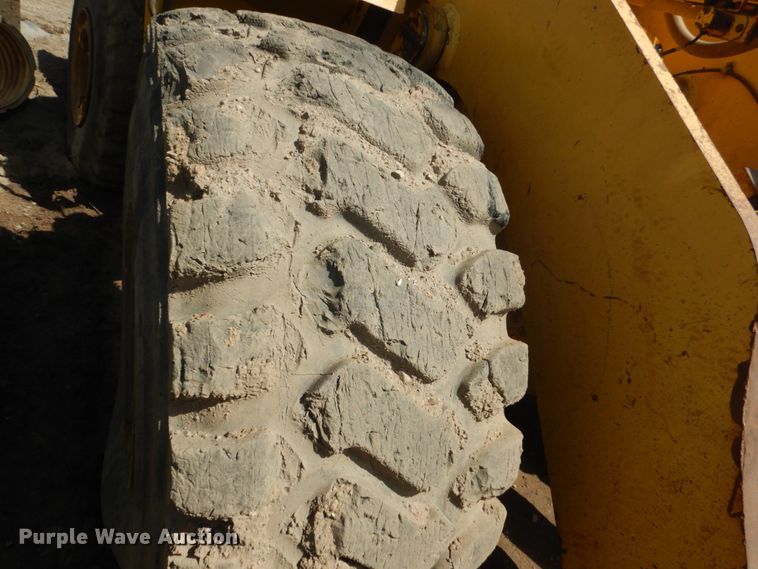 image for item GA9037 1997 Komatsu WA500-1LE  wheel loader