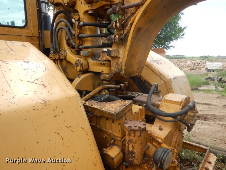 image for item GA9038 1975 Caterpillar 627B  conventional scraper