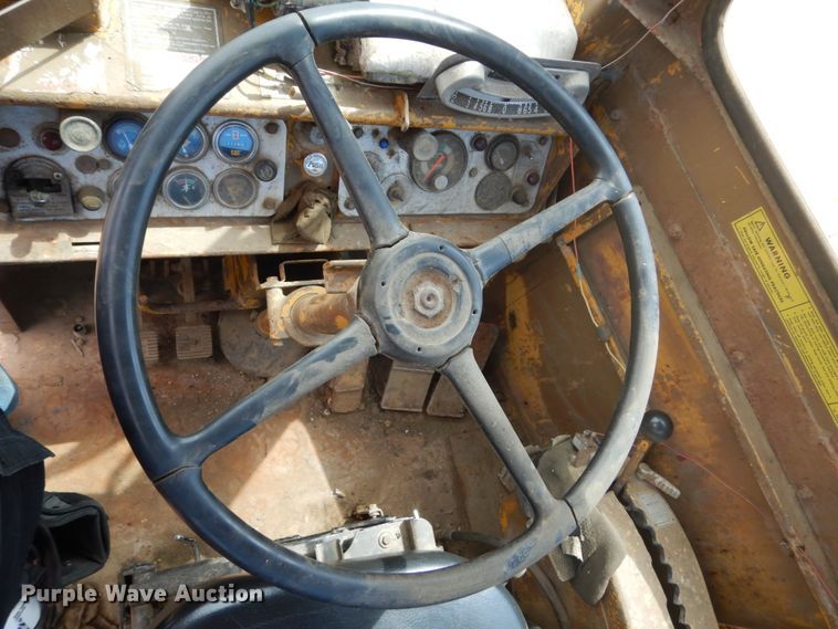 image for item GA9038 1975 Caterpillar 627B  conventional scraper