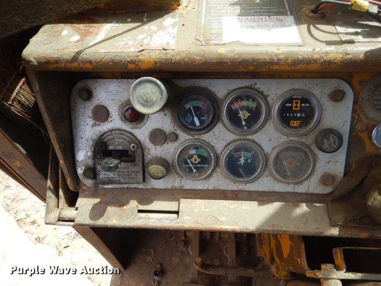 image for item GA9038 1975 Caterpillar 627B  conventional scraper