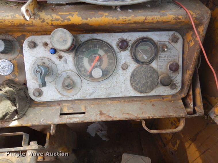 image for item GA9038 1975 Caterpillar 627B  conventional scraper