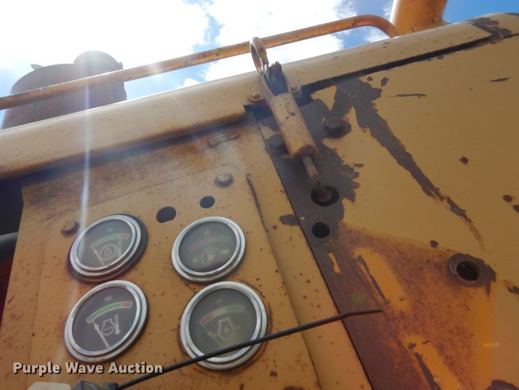 image for item GA9038 1975 Caterpillar 627B  conventional scraper