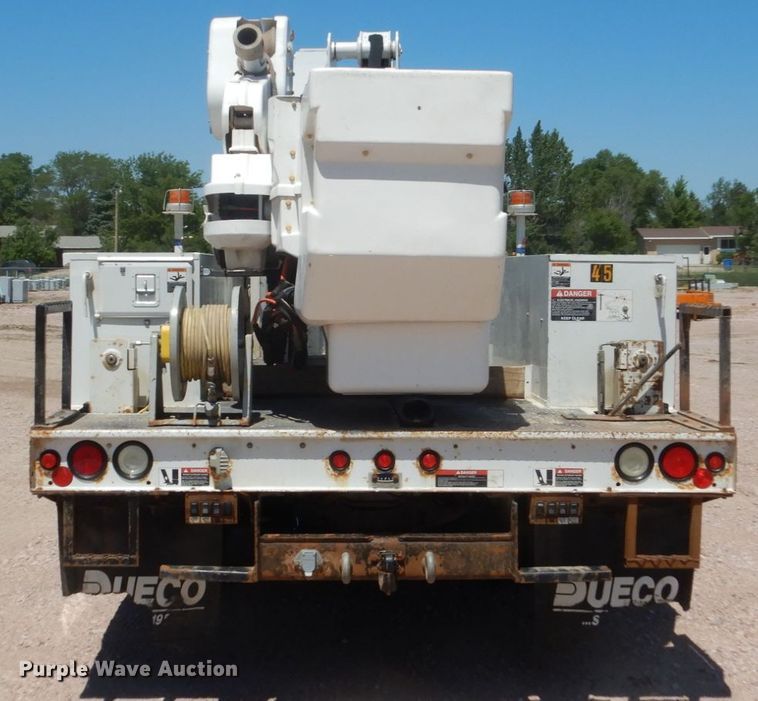 image for item GA9040 2011 Ford F550 Super Duty  bucket truck