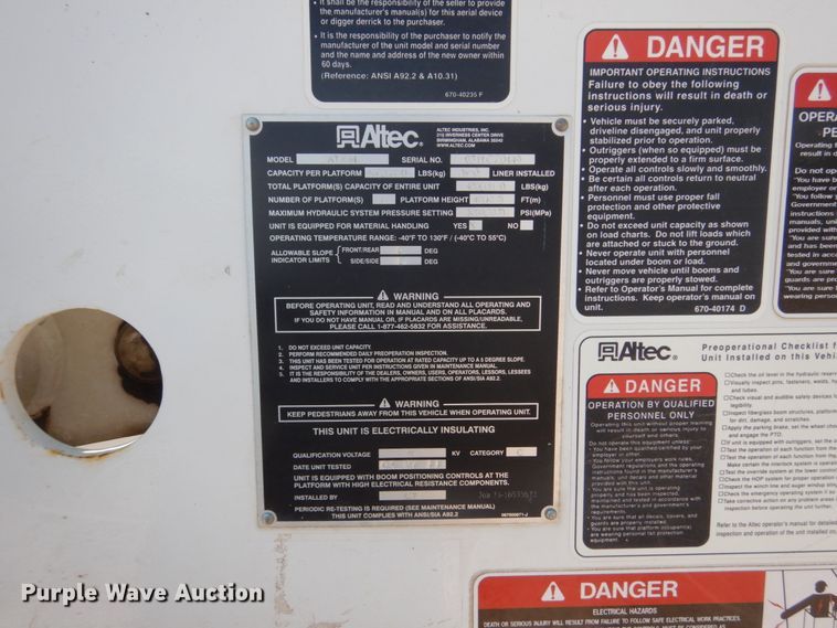 image for item GA9040 2011 Ford F550 Super Duty  bucket truck