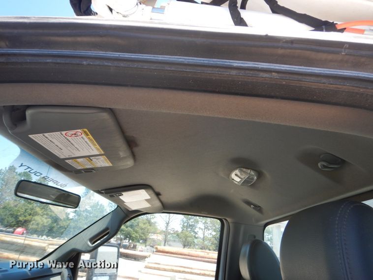 image for item GA9040 2011 Ford F550 Super Duty  bucket truck