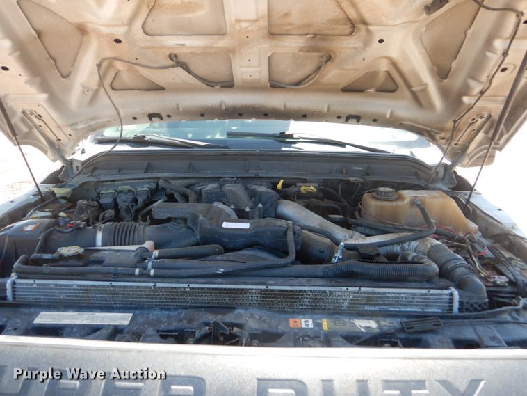 image for item GA9040 2011 Ford F550 Super Duty  bucket truck