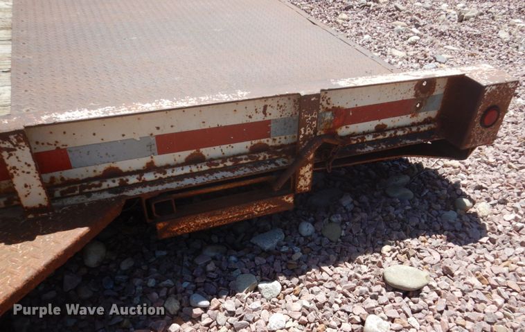 image for item GA9041 1996 utility trailer