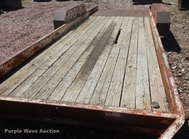 image for item GA9041 1996 utility trailer