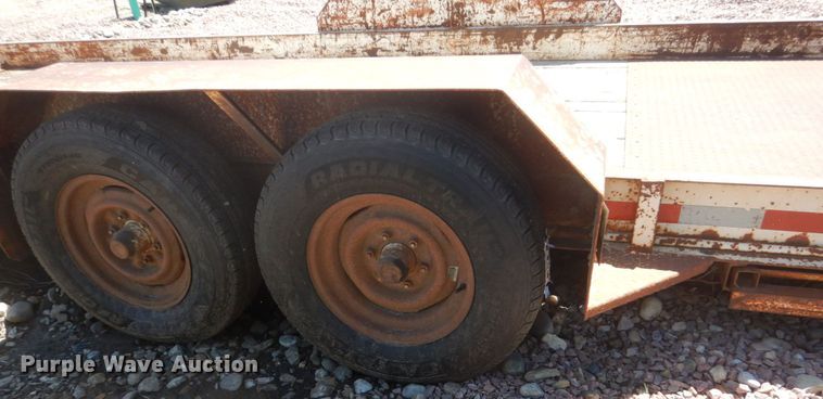 image for item GA9041 1996 utility trailer