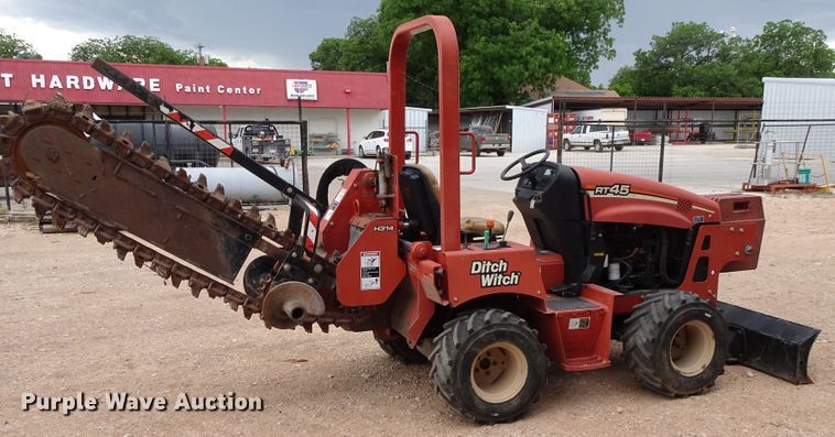 image for item GC9188 2014 Ditch Witch RT45  trencher