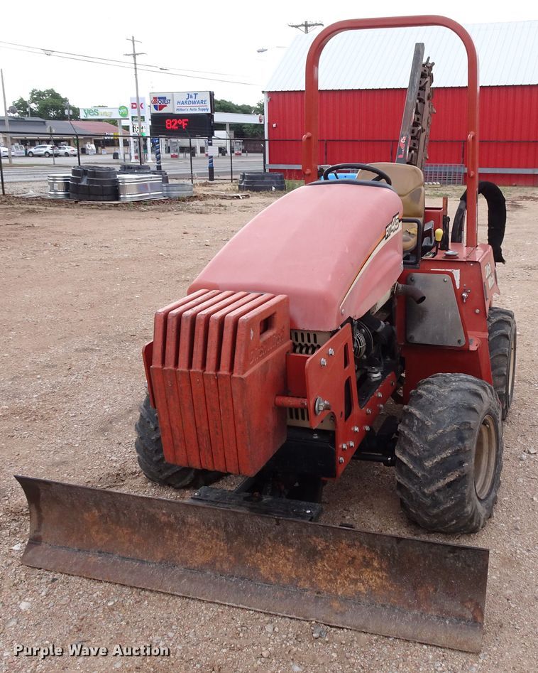 image for item GC9189 2013 Ditch Witch RT45  trencher