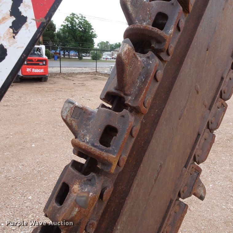 image for item GC9189 2013 Ditch Witch RT45  trencher