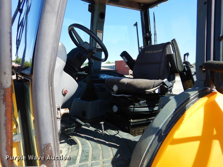 image for item GF9237 New Holland B95B  backhoe