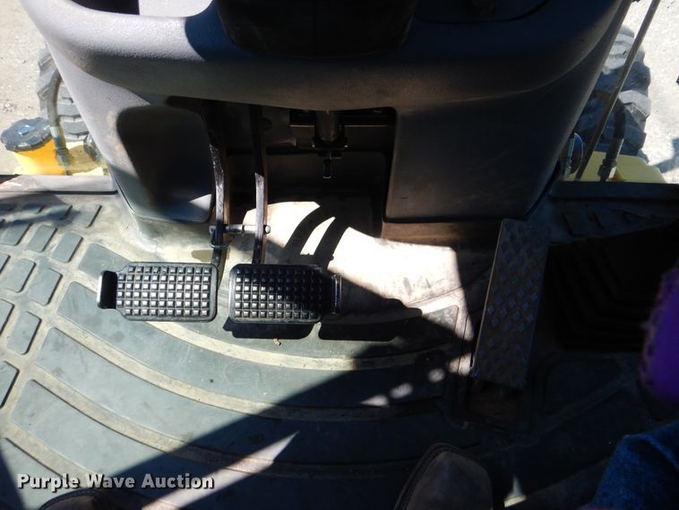 image for item GF9237 New Holland B95B  backhoe