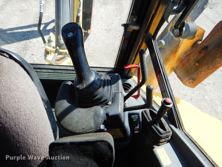 image for item GF9237 New Holland B95B  backhoe