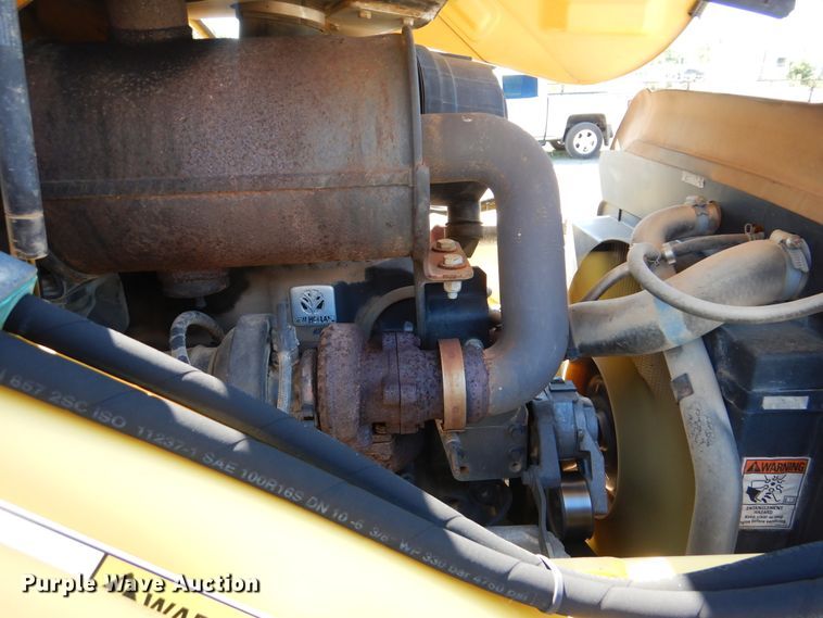 image for item GF9237 New Holland B95B  backhoe