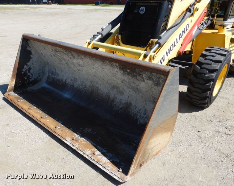 image for item GF9237 New Holland B95B  backhoe