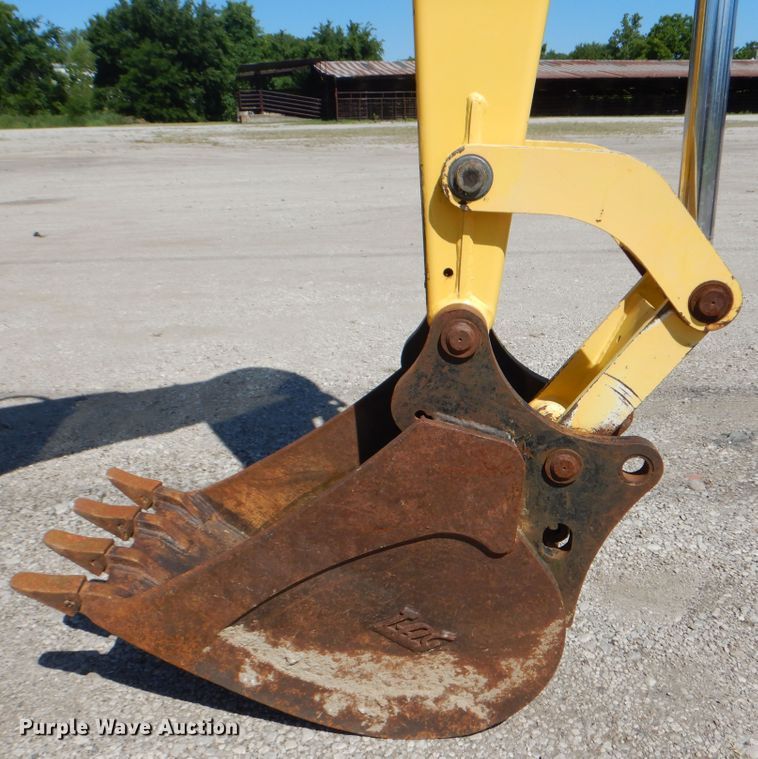 image for item GF9237 New Holland B95B  backhoe