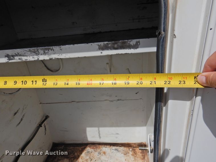 image for item GN9909 2016 Ford F550 Super Duty  bucket truck