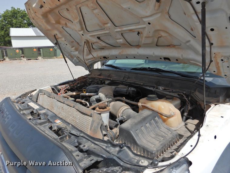 image for item GN9909 2016 Ford F550 Super Duty  bucket truck