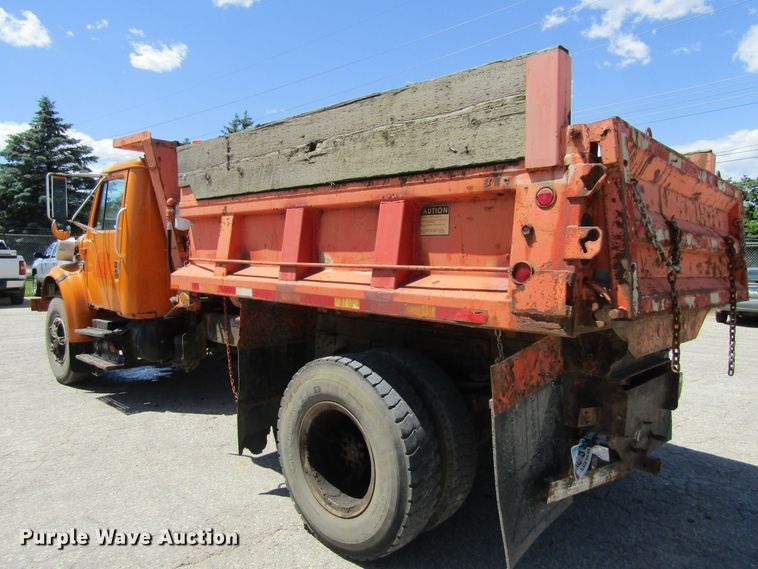 image for item GQ9021 1991 International 4900   dump truck