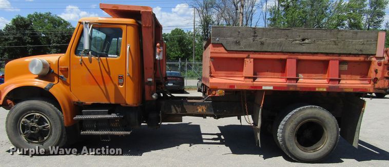 image for item GQ9021 1991 International 4900   dump truck