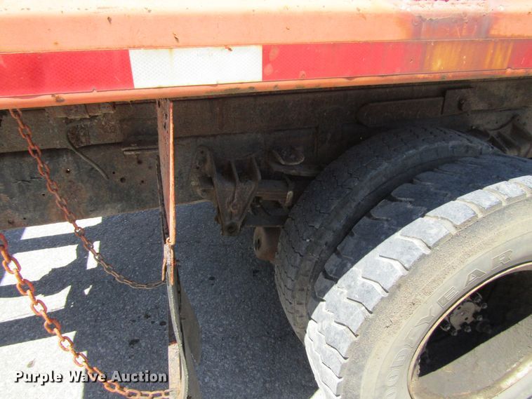 image for item GQ9021 1991 International 4900   dump truck