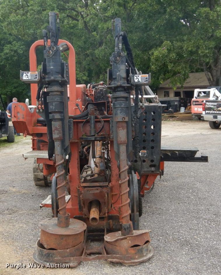 image for item GV9056 2000 Ditch Witch JT4020 Mach 1  directional boring unit