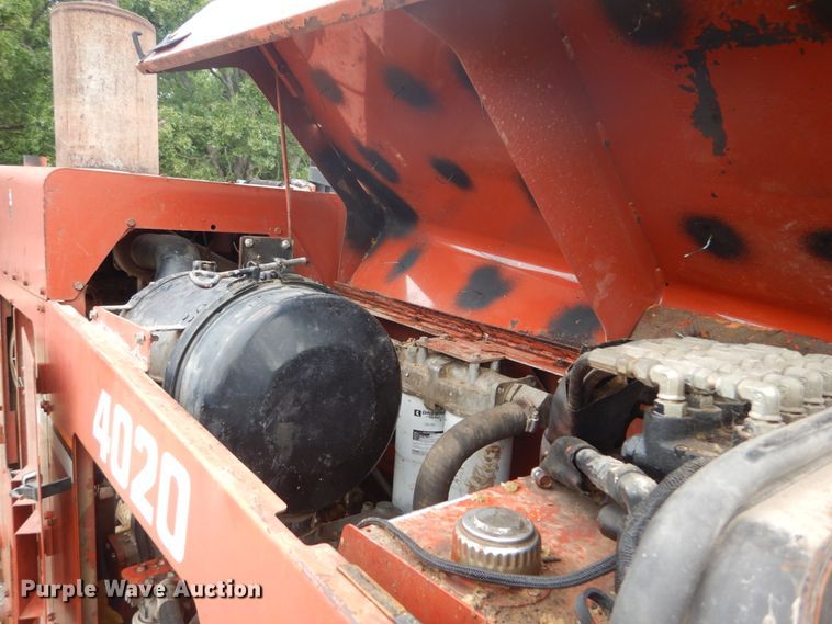 image for item GV9056 2000 Ditch Witch JT4020 Mach 1  directional boring unit