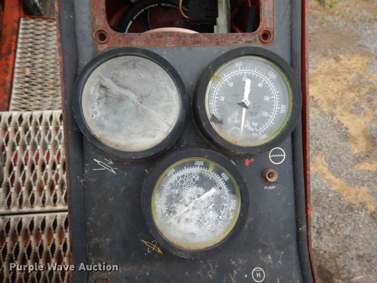 image for item GV9056 2000 Ditch Witch JT4020 Mach 1  directional boring unit