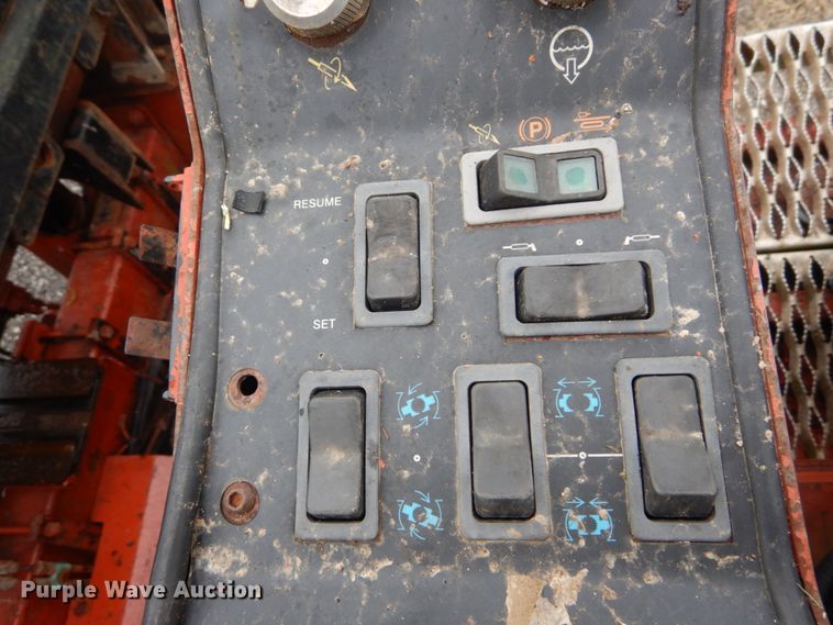 image for item GV9056 2000 Ditch Witch JT4020 Mach 1  directional boring unit