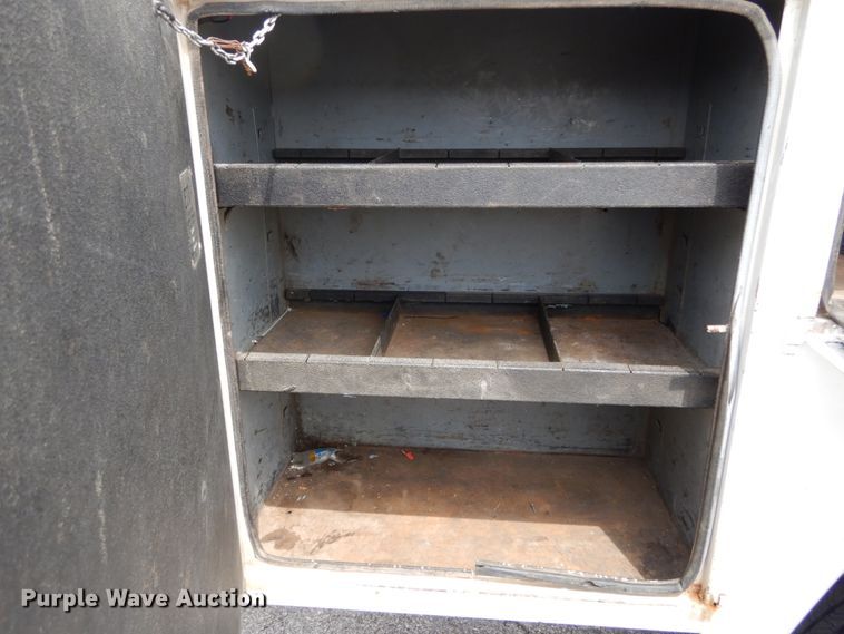 image for item GV9061 2011 Ford F550 Super Duty XL  bucket truck