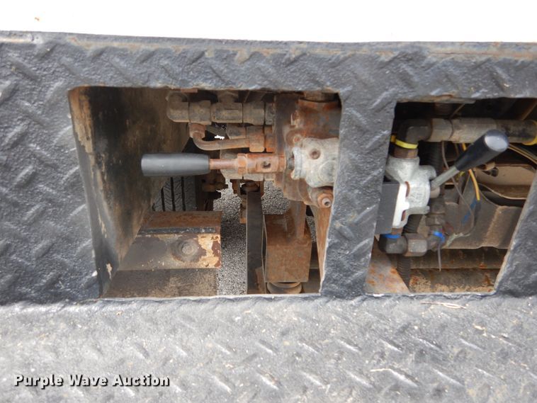 image for item GV9061 2011 Ford F550 Super Duty XL  bucket truck