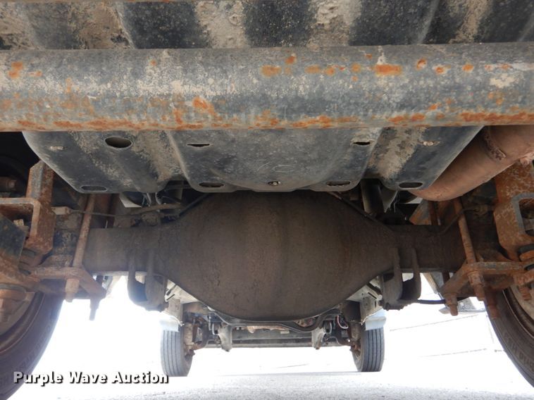 image for item GV9061 2011 Ford F550 Super Duty XL  bucket truck