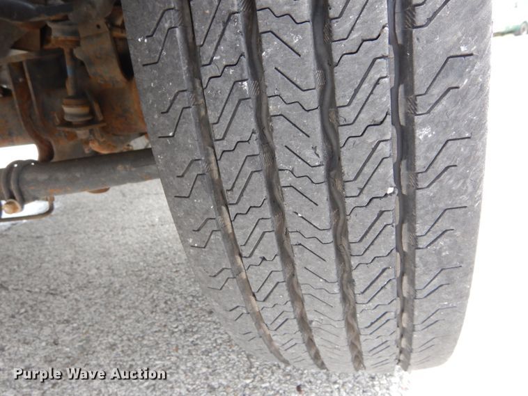 image for item GV9061 2011 Ford F550 Super Duty XL  bucket truck