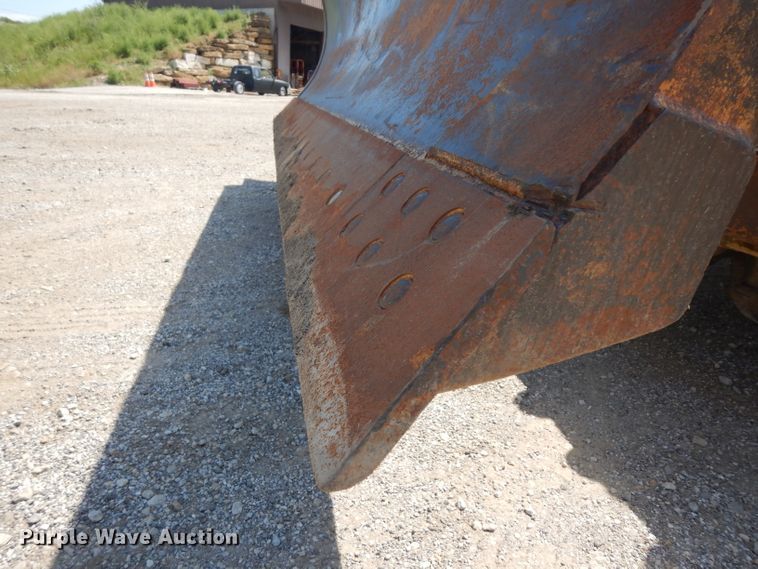 image for item GW9169 1980 Caterpillar 815  soil compactor