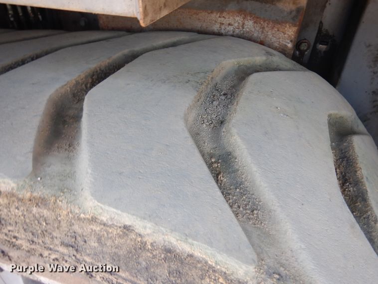 image for item GW9170 2011 Vogele Vision 5200-2  paver