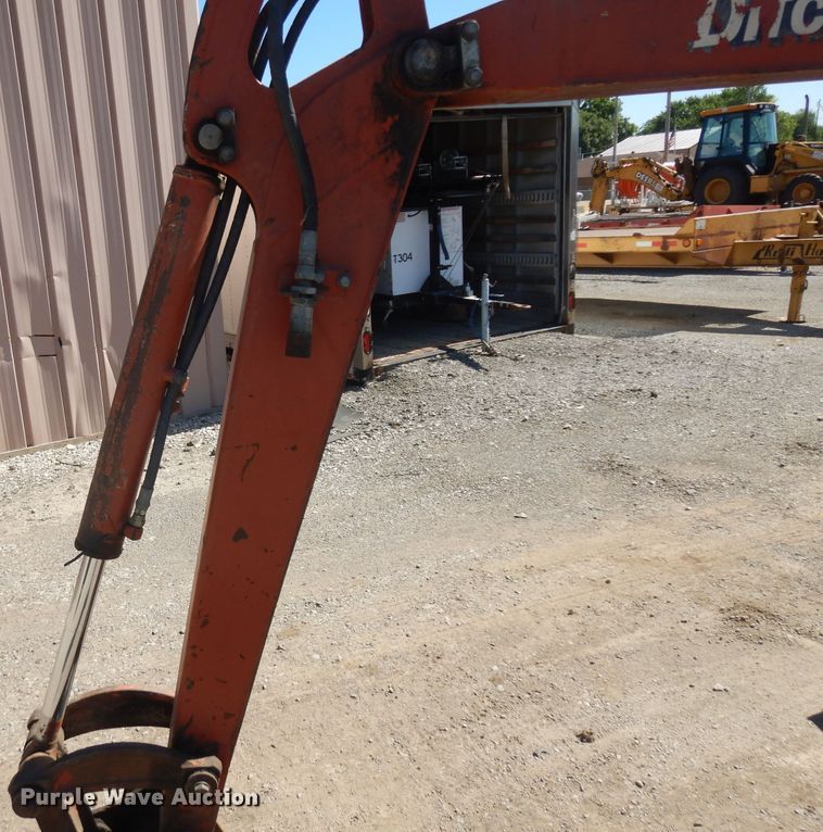 image for item GW9177 Ditch Witch MX352  mini excavator