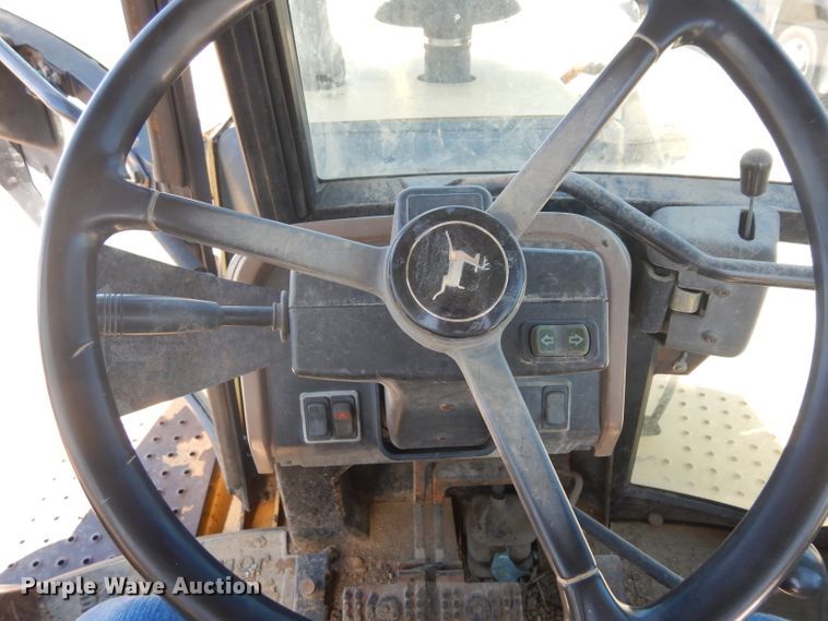 image for item GW9178 1997 John Deere 310SE  backhoe