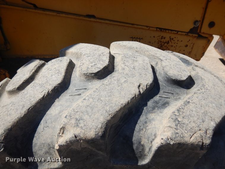 image for item GW9178 1997 John Deere 310SE  backhoe