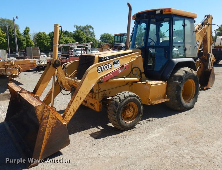 image for item GW9179 1998 John Deere 310E  backhoe