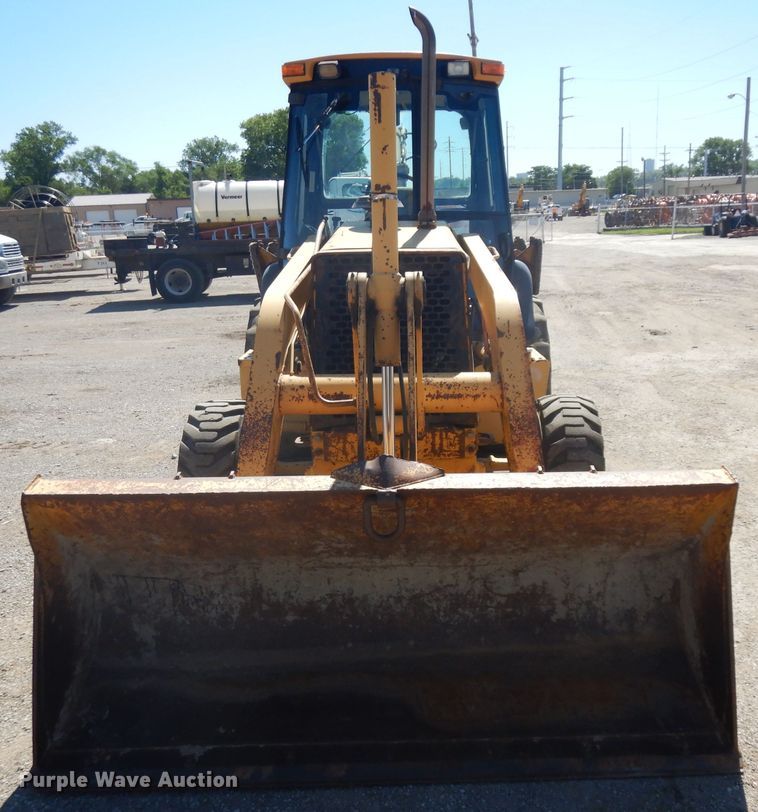image for item GW9179 1998 John Deere 310E  backhoe