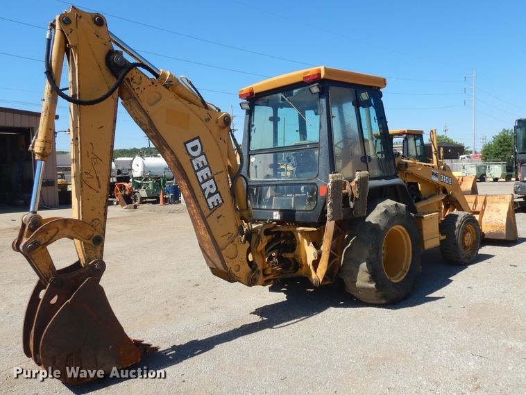 image for item GW9179 1998 John Deere 310E  backhoe