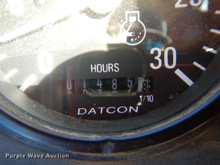 image for item GW9179 1998 John Deere 310E  backhoe