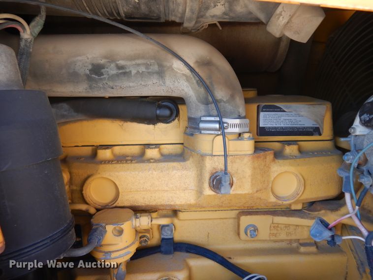 image for item GW9179 1998 John Deere 310E  backhoe