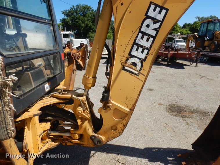image for item GW9179 1998 John Deere 310E  backhoe
