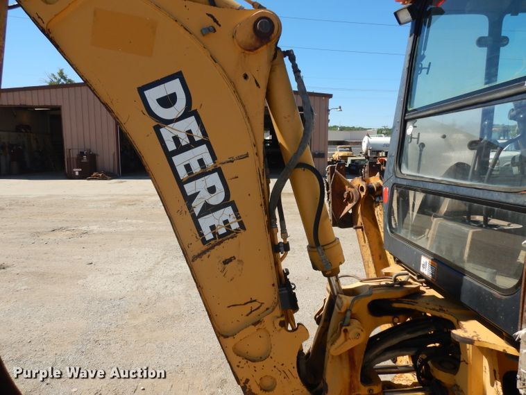 image for item GW9179 1998 John Deere 310E  backhoe