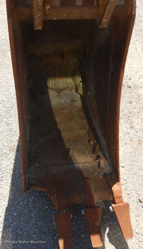 image for item GW9179 1998 John Deere 310E  backhoe