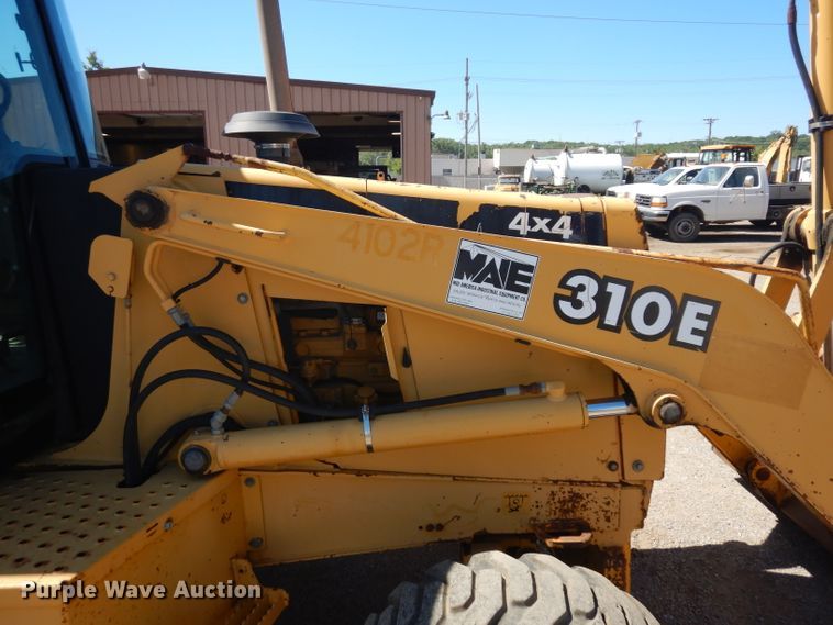 image for item GW9179 1998 John Deere 310E  backhoe